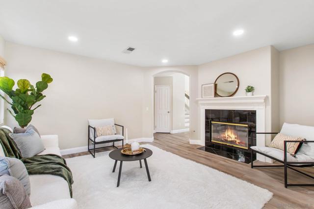 10618 Wincheck Rd, San Diego CA: https://media.crmls.org/mediaz/8c010cca-b247-4bce-897a-a927a71bf3d3.jpg