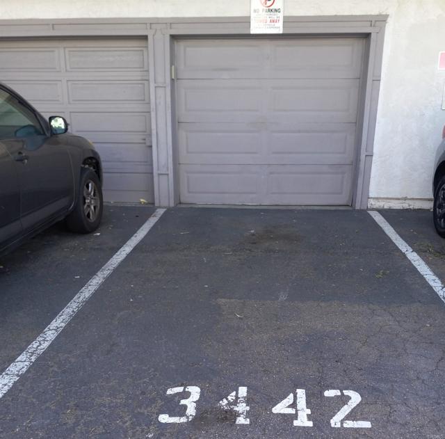 3442 Thunder Drive, Oceanside CA: https://media.crmls.org/mediaz/8c019ac5-fe7a-4622-85a0-10c7358a4464.jpg