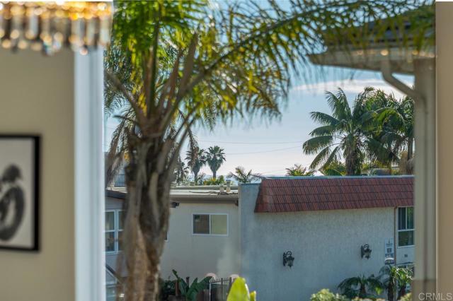 Detail Gallery Image 24 of 61 For 408 Bonair Street, La Jolla,  CA 92037 - 3 Beds | 2 Baths