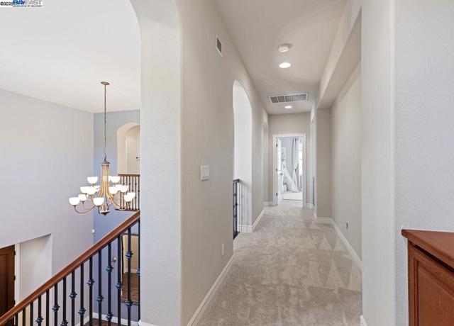 7563 Balmoral Way, San Ramon CA: https://media.crmls.org/mediaz/8c02fa99-1f3f-4685-96a3-04655926231c.jpg