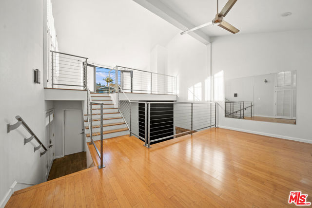 1116 7th Street, Hermosa Beach, California 90254, 3 Bedrooms Bedrooms, ,2 BathroomsBathrooms,Residential,Sold,7th,25565713