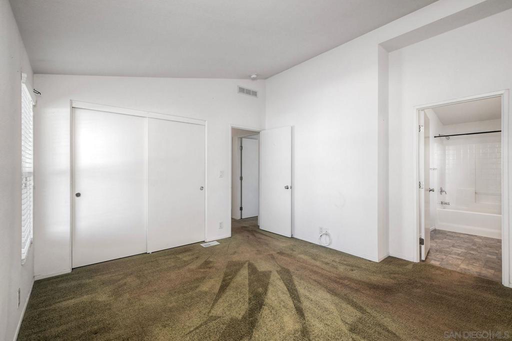 MLS #250038113SD image #19