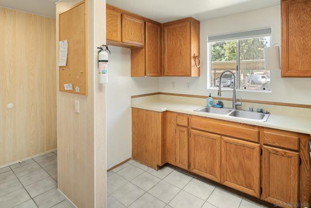 9270 Amys St, Spring Valley CA: https://media.crmls.org/mediaz/8c037a7a-64cf-47a5-80c1-d770780c5ff9.jpg