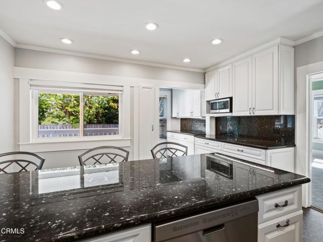 Detail Gallery Image 5 of 40 For 822 E Laurel St, Fort Bragg,  CA 95437 - 3 Beds | 3 Baths