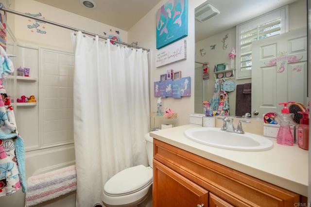 Detail Gallery Image 23 of 52 For 14128 Winged Foot Cir, Valley Center,  CA 92082 - 5 Beds | 4/1 Baths