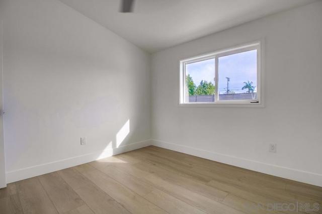 5165 WINTHROP ST, San Diego CA: https://media.crmls.org/mediaz/8c048cdd-47b9-464c-b2f0-6997a527de04.jpg