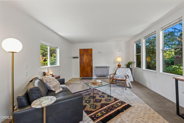 18700 Hare Creek Terrace, Fort Bragg CA: https://media.crmls.org/mediaz/8c05cdcb-4165-4fa9-8b52-0b4873ba1396.jpg