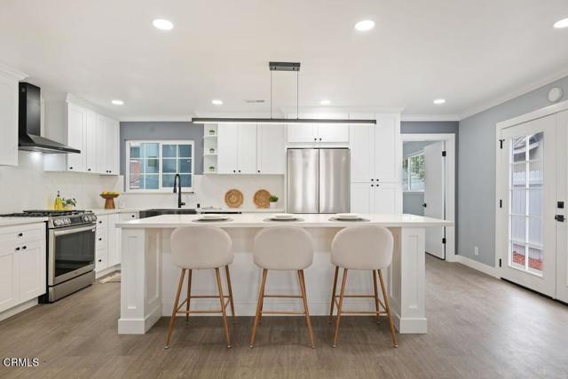 8527 Eureka Street, Ventura CA: https://media.crmls.org/mediaz/8c05d385-9f05-4216-a1f5-ce8e84b8b93b.jpg