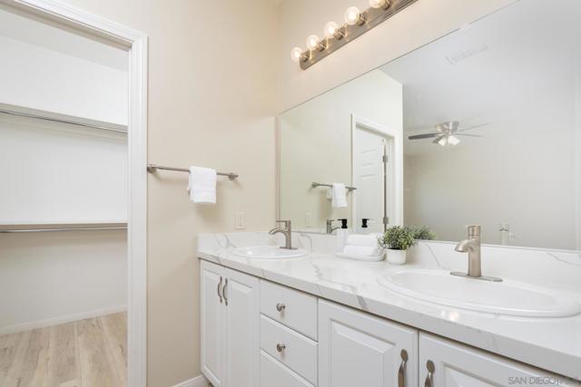 Image 30 of 75 For 12325 Lemoncrest Drive