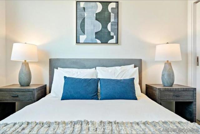 2891 B Streeet, San Diego CA: https://media.crmls.org/mediaz/8c05f6ea-cc56-4136-8320-bedb39aaa0df.jpg
