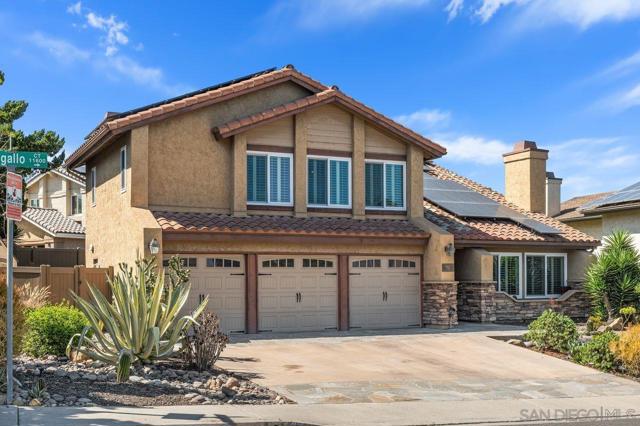 11666 Papagallo Court, San Diego CA: https://media.crmls.org/mediaz/8c060915-1f37-409b-803b-0a74199f5b7a.jpg