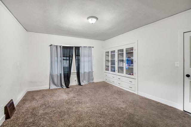 2464 Palmetto Street, Oakland CA: https://media.crmls.org/mediaz/8c06e851-e03a-4f80-8671-2861b8a0ec68.jpg