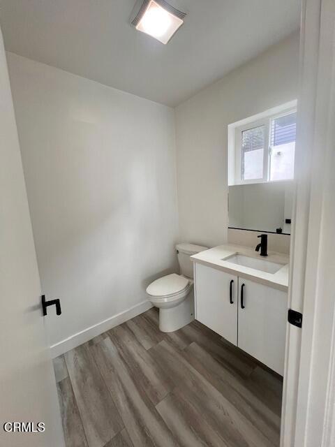 Detail Gallery Image 13 of 23 For 5626 1/2 Auckland Ave, North Hollywood,  CA 91601 - 4 Beds | 3 Baths