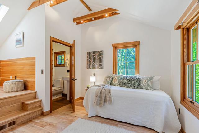 17900 China Grade Road, Boulder Creek CA: https://media.crmls.org/mediaz/8c08fa28-32e9-4199-9c9c-e95141465d1c.jpg