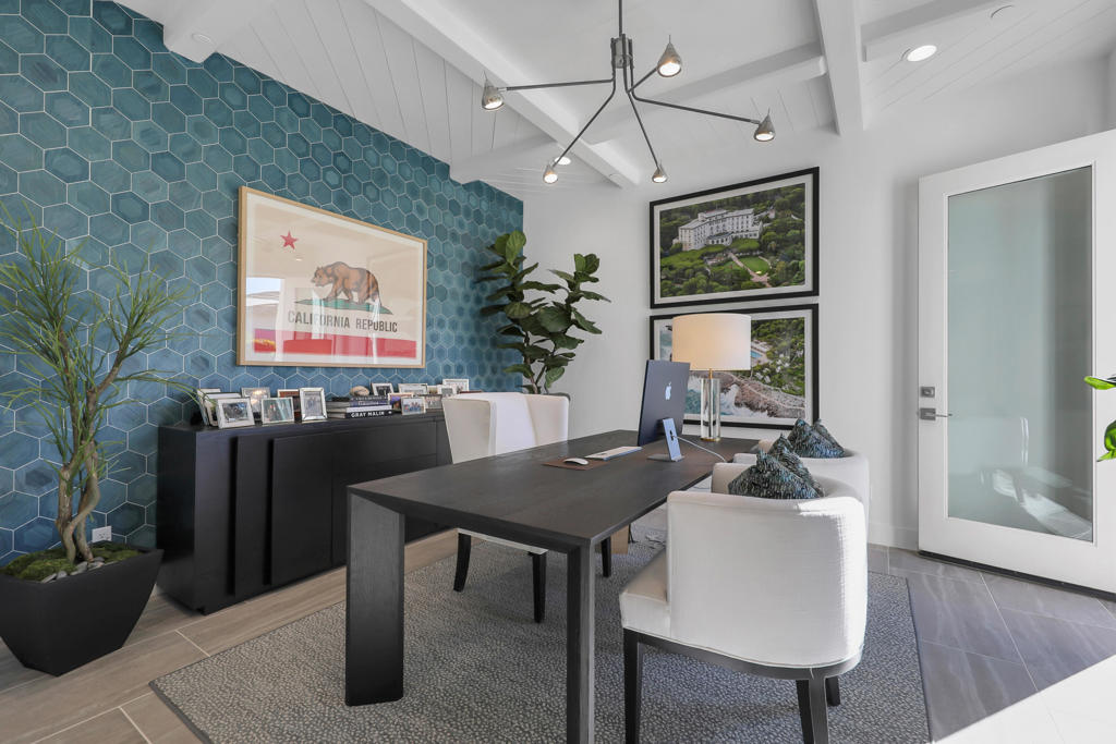 MLS #219141369DA image #17