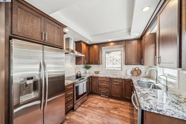 18698 Cull Canyon Rd, Castro Valley CA: https://media.crmls.org/mediaz/8c09f449-8ae5-4ce2-8470-2df78593635e.jpg