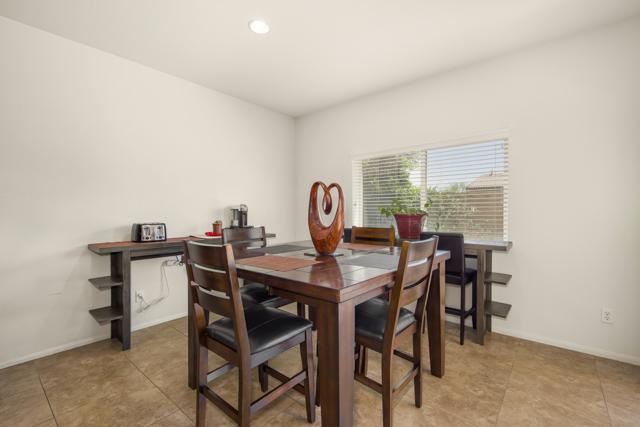 82623 Tremetina Court, Indio CA: https://media.crmls.org/mediaz/8c0a054a-fda9-4182-9562-647174e3a73d.jpg