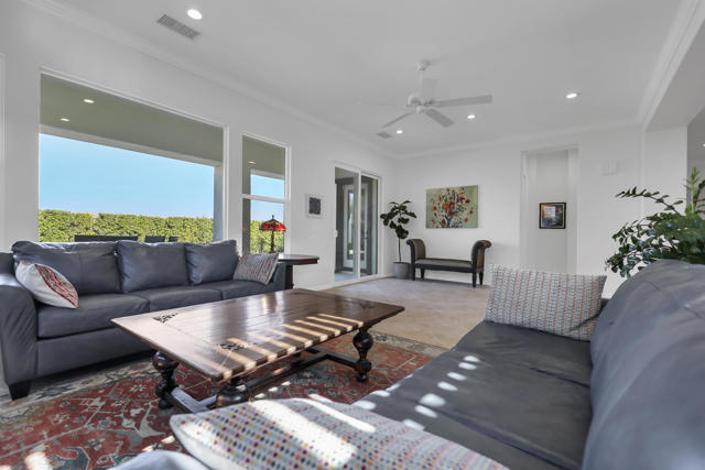 81800 Eagle Claw Drive, La Quinta CA: https://media.crmls.org/mediaz/8c0a96f9-ade4-40fe-a405-a9975e5fe41b.jpg