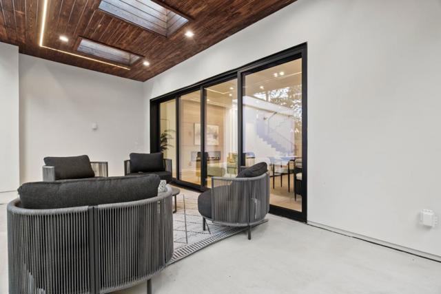 700 Farley Street, Mountain View CA: https://media.crmls.org/mediaz/8c0aac26-b91d-402a-abfc-221e962e1a84.jpg