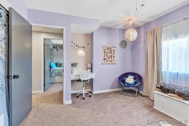 1817 Sunny Slope Terrace, Escondido CA: https://media.crmls.org/mediaz/8c0cac7f-220d-48a3-9628-e8a02a293f3f.jpg