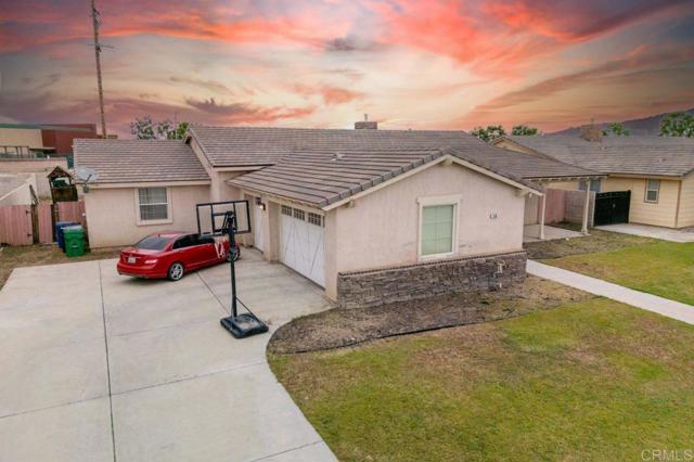 Detail Gallery Image 1 of 33 For 536 Butte Ct, Shafter,  CA 93263 - 3 Beds | 2/1 Baths