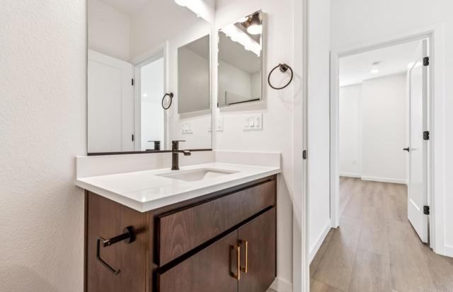 818 Redberry Way, San Jose CA: https://media.crmls.org/mediaz/8c0f36cb-e7d3-42e2-bfab-cfac262c875b.jpg