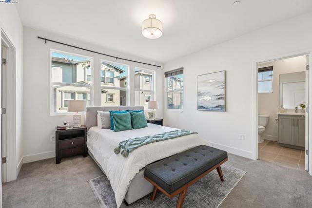 37898 Seafarer Road, Newark CA: https://media.crmls.org/mediaz/8c0f7f1c-d4cf-4731-8395-c2144c97d6f5.jpg