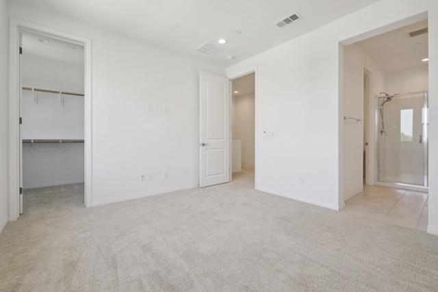 132 Keeper, Irvine CA: https://media.crmls.org/mediaz/8c0f8b13-e070-4266-a416-caff133259c3.jpg