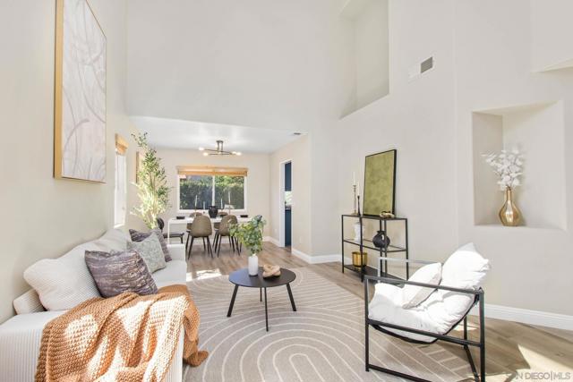 10618 Wincheck Rd, San Diego CA: https://media.crmls.org/mediaz/8c0ff10d-945f-44d1-b4b4-dd72f7f8dee1.jpg