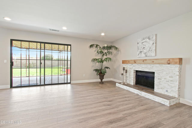 2624LemonDr-FamilyRoom2