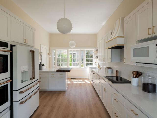 730 Mora Drive, Los Altos CA: https://media.crmls.org/mediaz/8c10bd68-c88b-49a5-ab00-e6a72a2fcd88.jpg