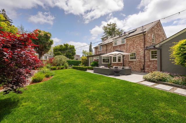 2995 Hacienda Street, San Mateo CA: https://media.crmls.org/mediaz/8c116895-22c2-44d8-a72c-8d2a114c0fbc.jpg