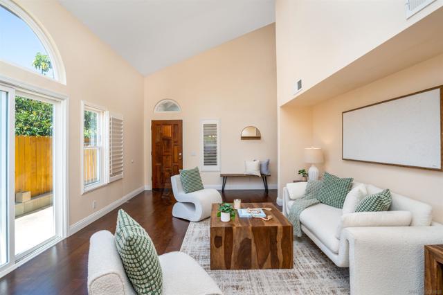 15865 Lofty Trail Dr, San Diego CA: https://media.crmls.org/mediaz/8c120d4f-3a58-4985-bcd0-0c81ec3eab5c.jpg