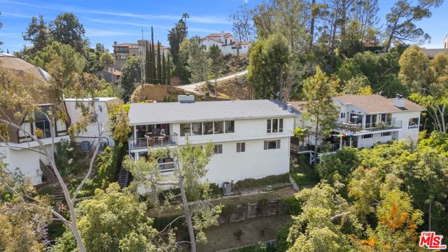 3162 Durand Drive, Los Angeles CA: https://media.crmls.org/mediaz/8c122afb-9e5d-4b12-a96d-55a04760c42c.jpg