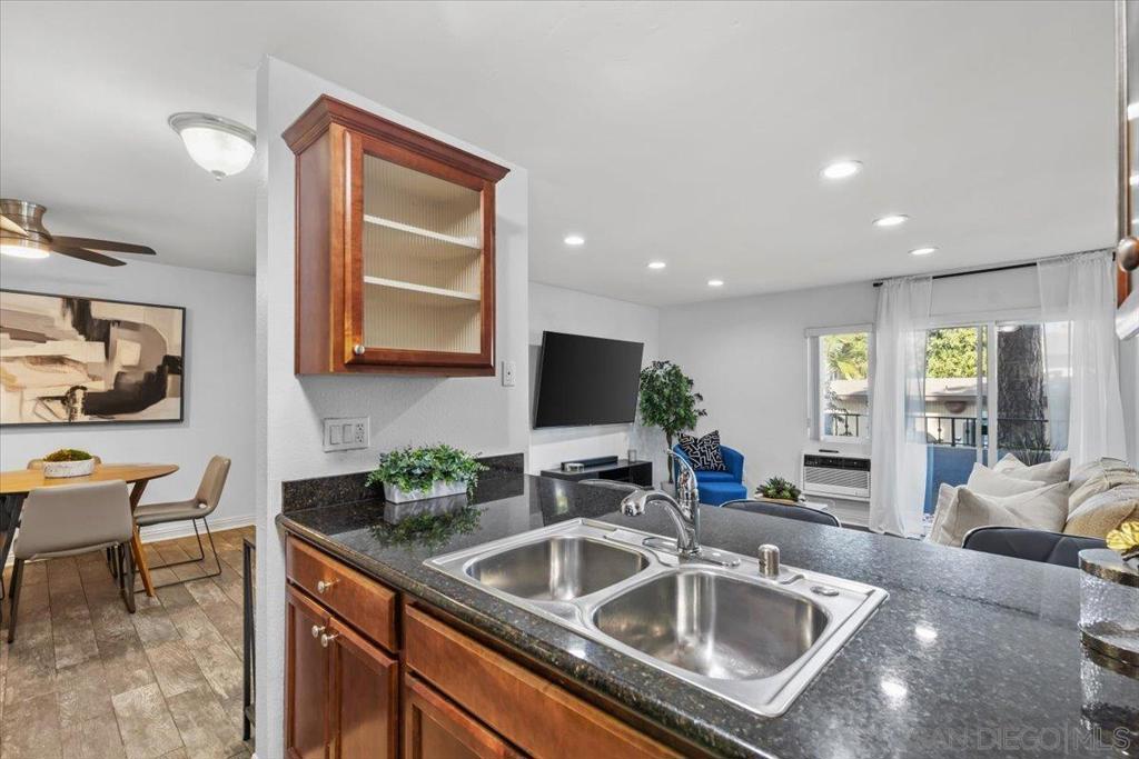 4860 Rolando Ct - photo 6