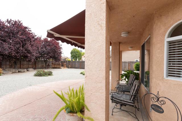 847 Amber Avenue, Clovis CA: https://media.crmls.org/mediaz/8c13af69-9842-49e7-a52e-dffc881e548b.jpg
