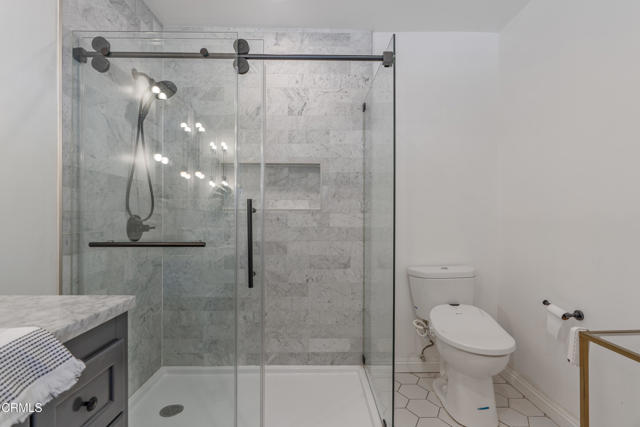 Detail Gallery Image 27 of 42 For 5200 Dahlia Dr, Los Angeles,  CA 90041 - 3 Beds | 3 Baths