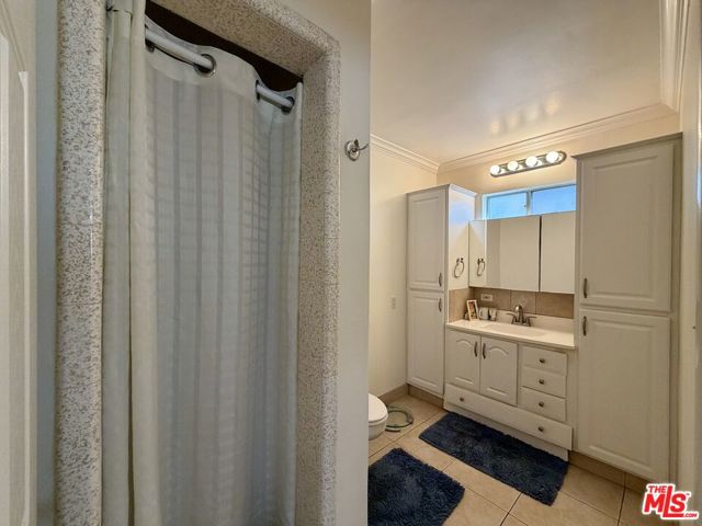 71 19th Street, Hermosa Beach, California 90254, 0 ,Residential Income,For Sale,19th,0,26853499