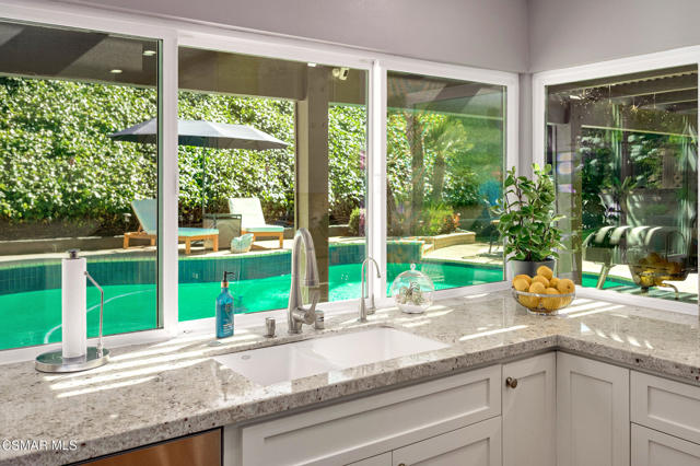 1841 Fallview Road, Westlake Village CA: https://media.crmls.org/mediaz/8c1512a9-9543-4fa2-b88b-1efcf4e76de3.jpg