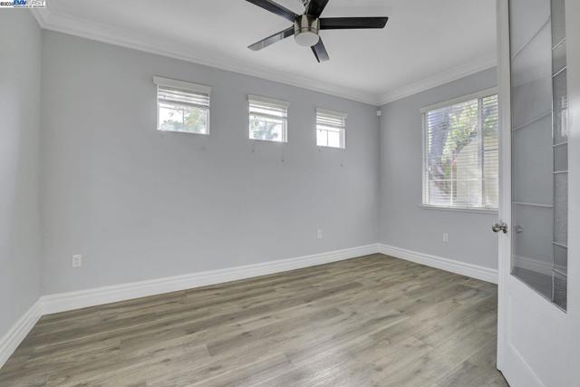 269 Alta St, Brentwood CA: https://media.crmls.org/mediaz/8c1514ad-a9e0-4fdd-a1e6-506c13a44a49.jpg