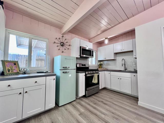 Image 10 of 21 For 628 13th Street