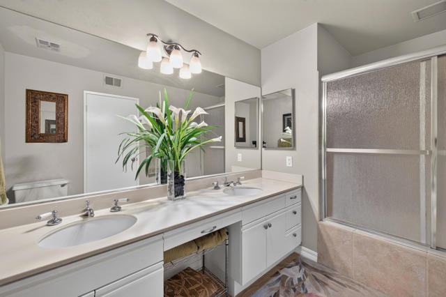 76184 Sweet Pea Way, Palm Desert, CA 92211