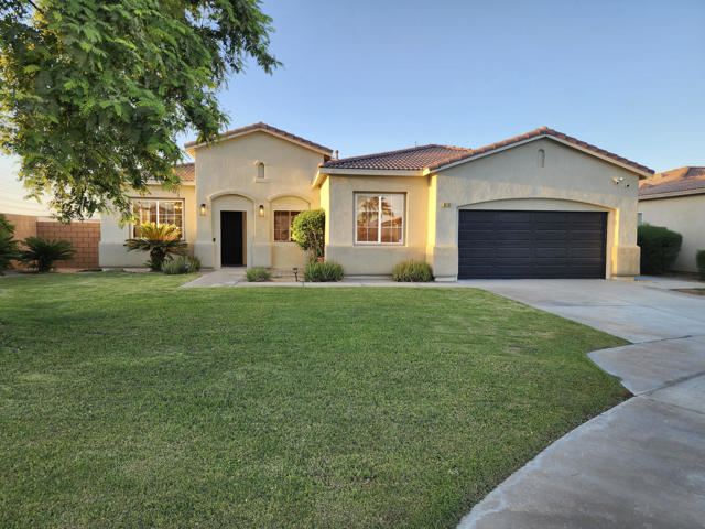 80708 Foxglove Lane, Indio CA: https://media.crmls.org/mediaz/8c175fca-317c-44d5-866f-b563a15f4608.jpg