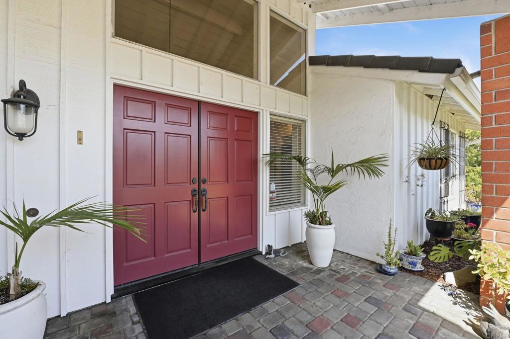 1066 Guildford Court - photo 7