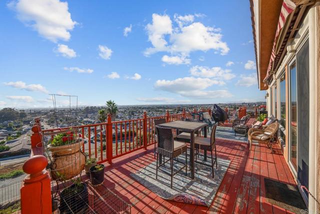 743 S 61St Street, San Diego CA: https://media.crmls.org/mediaz/8c1908e6-a68d-4b7f-9e46-f1e7e3dad87c.jpg