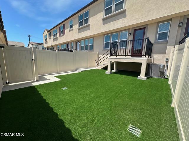 10726 Telegraph Road, Ventura CA: https://media.crmls.org/mediaz/8c195bc0-ff42-4383-a488-e3c2da247b97.jpg