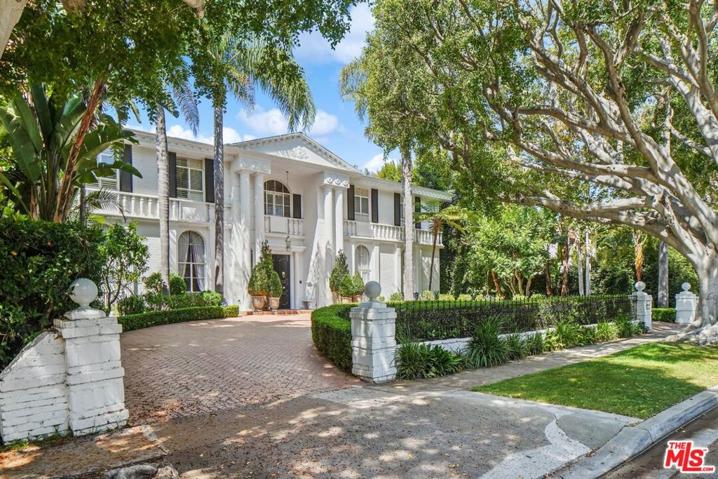 717 N Rodeo Drive — Traditional