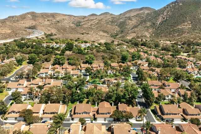 848 Paseo Tosamar, Camarillo CA: https://media.crmls.org/mediaz/8c1a8ff8-b703-48b8-91c6-d785320e14da.jpg