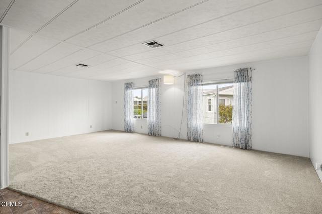 80 Copland Circle, Ventura CA: https://media.crmls.org/mediaz/8c1a961f-3a86-4cbd-9c44-4672eadf640c.jpg