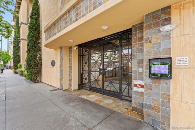 301 W G St, San Diego CA: https://media.crmls.org/mediaz/8c1b3682-f763-4618-a75f-84c78d2c8934.jpg